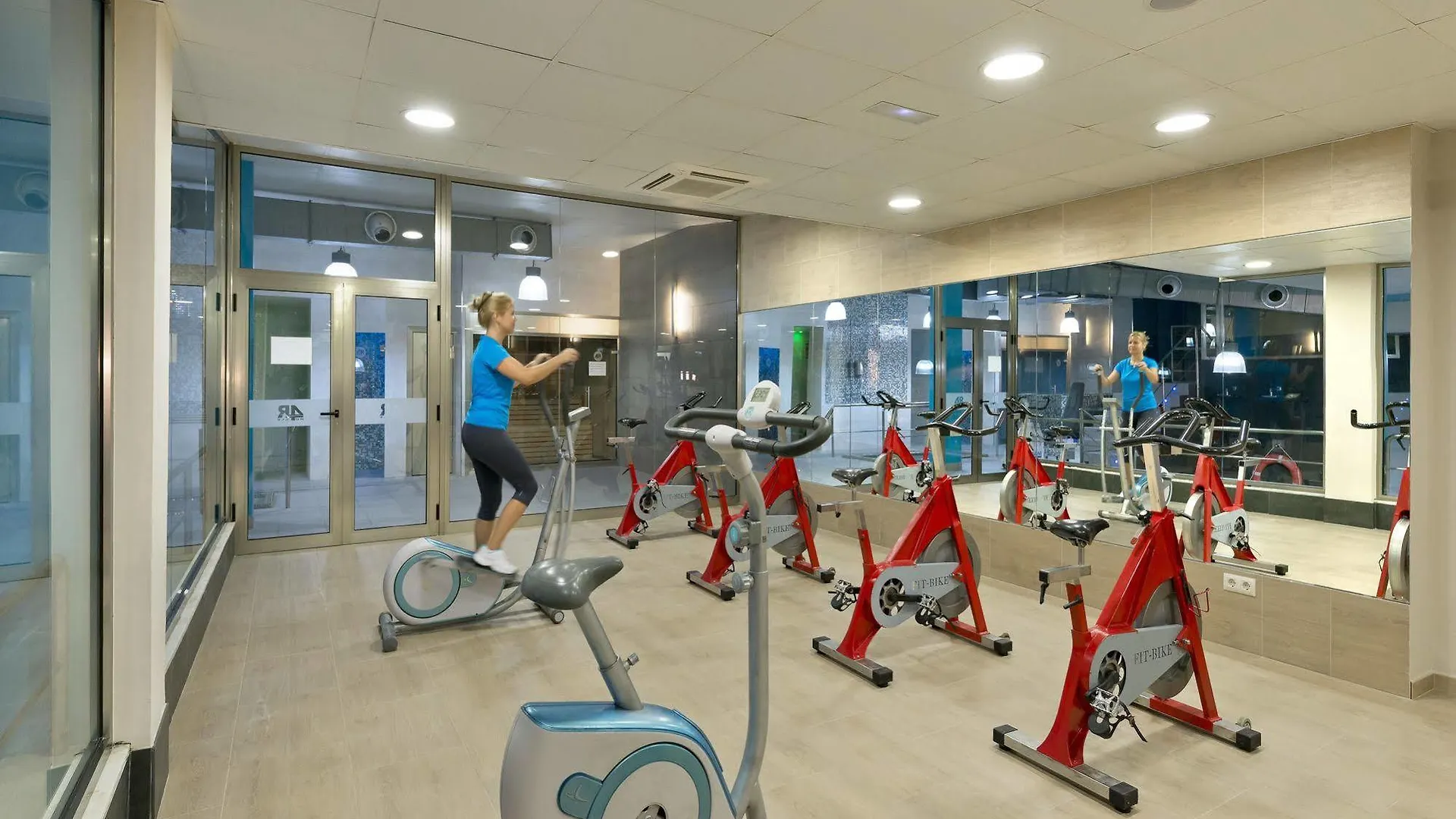 *** 호텔 4R 살로우 파크 리조트 II 살루 스페인