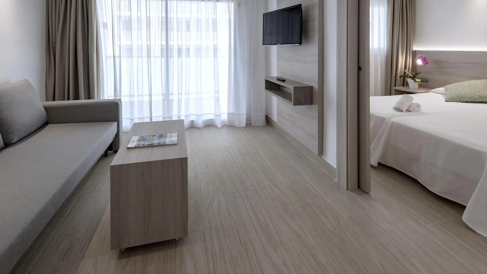 4R Salou Park Resort II