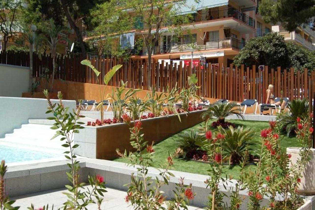 4R Salou Park Resort II מלון