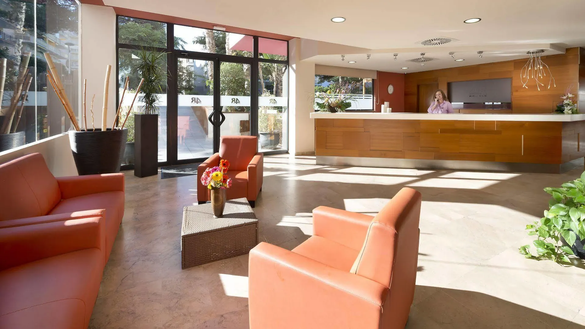 4R Salou Park Resort II מלון